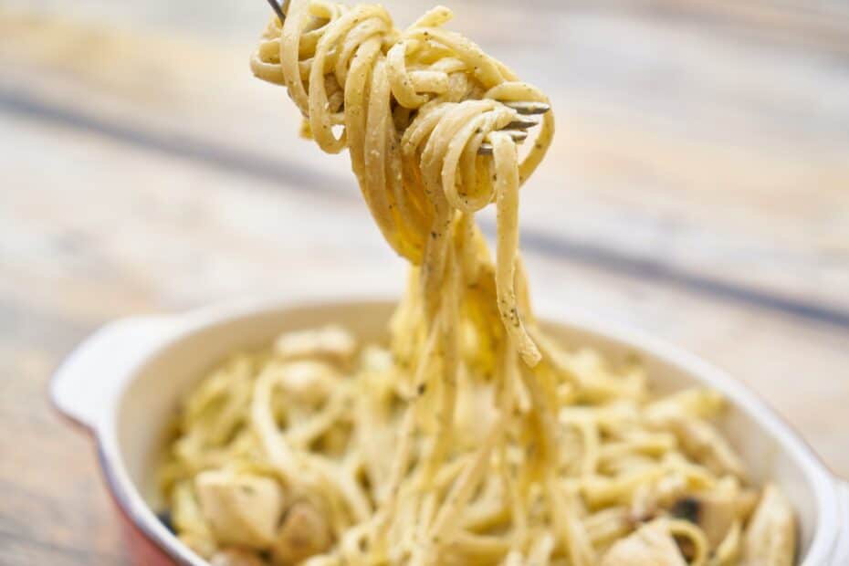 espaguetis con salsa carbonara