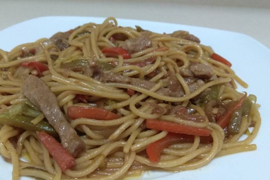 fideos con salsa de soja